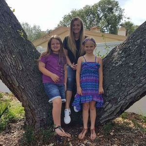 Meet your Posher, Lori